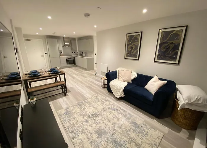 2 Bed 2 Bath In Digbeth