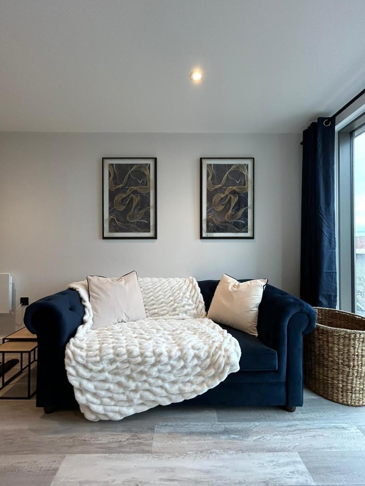 Appartement 2 Bed 2 Bath In Digbeth Birmingham